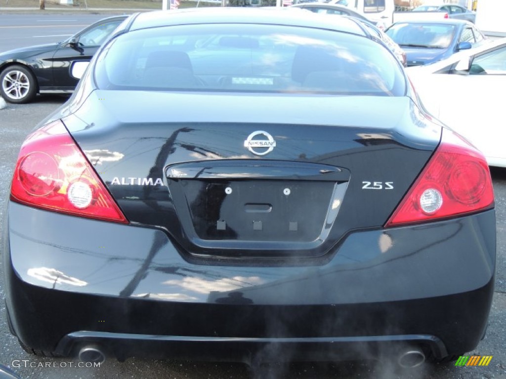 2012 Altima 2.5 S Coupe - Super Black / Charcoal photo #6