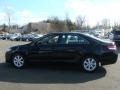 Black - Camry LE Photo No. 7