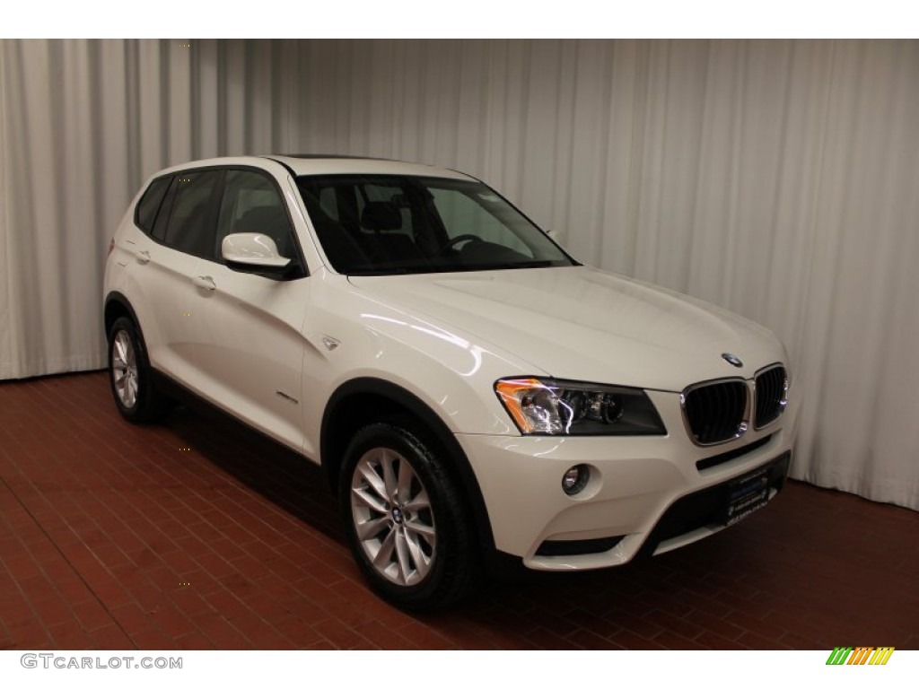 2013 X3 xDrive 28i - Alpine White / Black photo #1