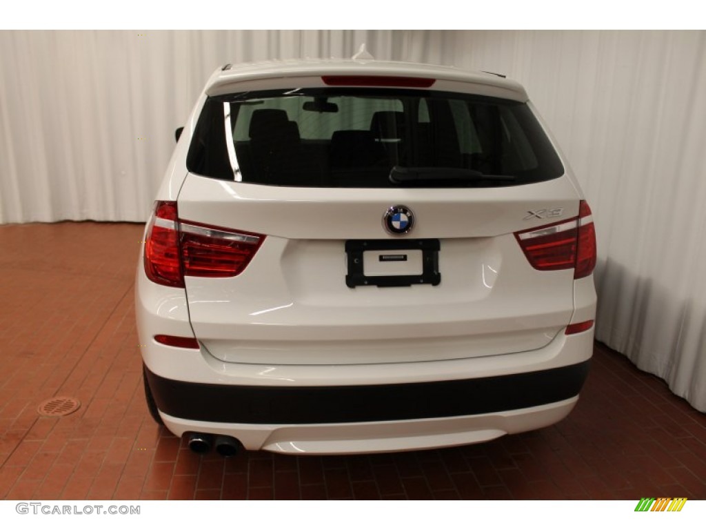 2013 X3 xDrive 28i - Alpine White / Black photo #5