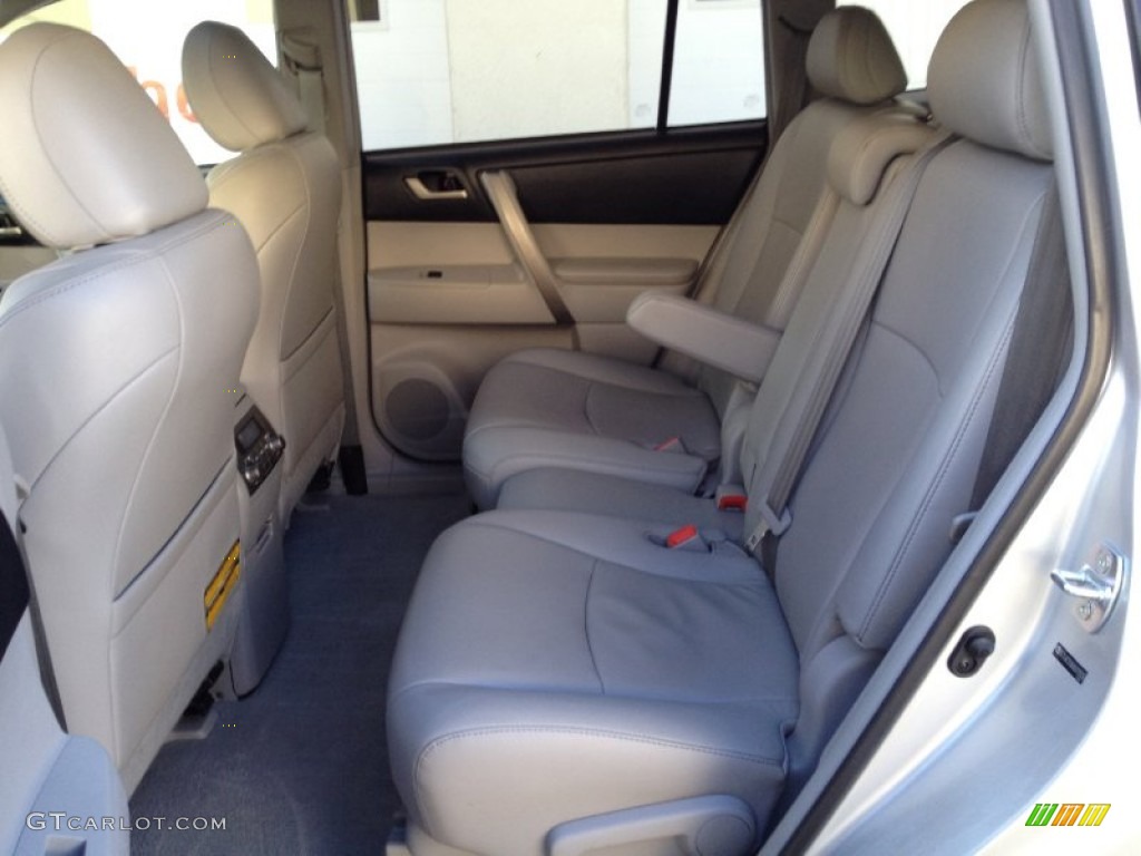 2010 Highlander SE 4WD - Classic Silver Metallic / Ash photo #10