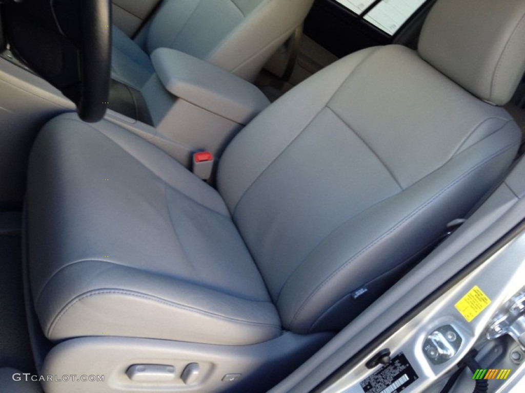 2010 Highlander SE 4WD - Classic Silver Metallic / Ash photo #16