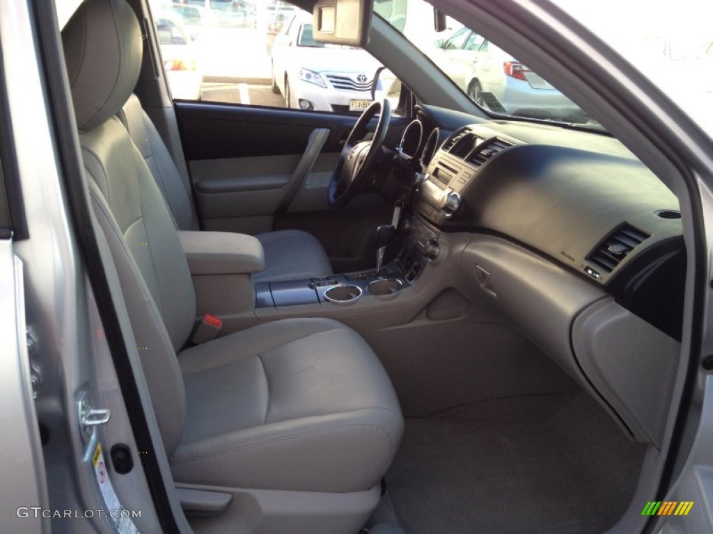 2010 Highlander SE 4WD - Classic Silver Metallic / Ash photo #27