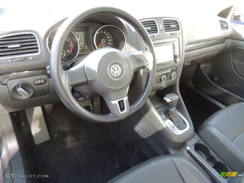 Titan Black Interior 2010 Volkswagen Jetta SE SportWagen Photo #76343416