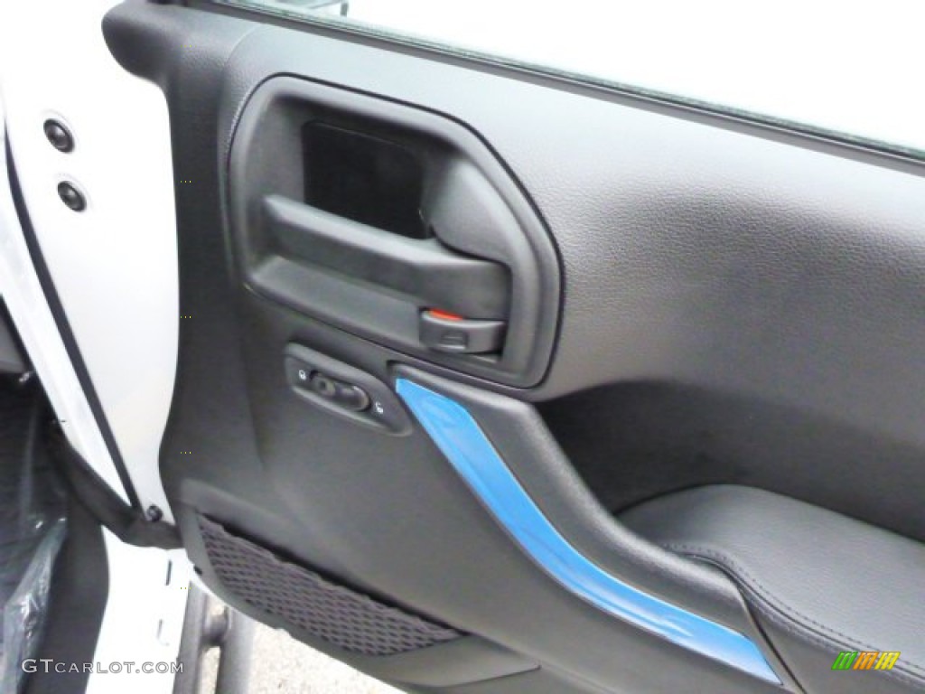 2013 Jeep Wrangler Moab Edition 4x4 Moab Black Leather Door Panel Photo #76343596