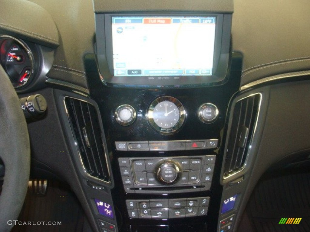 2013 Cadillac CTS -V Sport Wagon Controls Photos