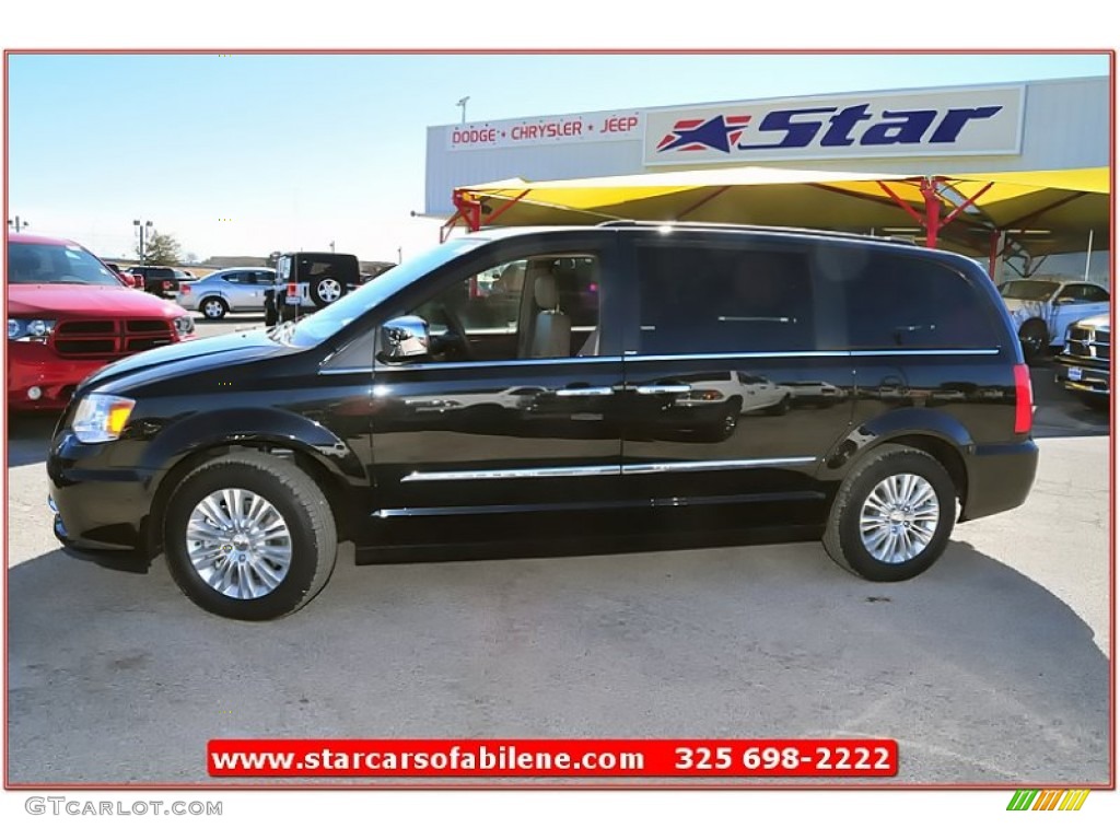 2013 Town & Country Touring - L - Brilliant Black Crystal Pearl / Dark Frost Beige/Medium Frost Beige photo #2