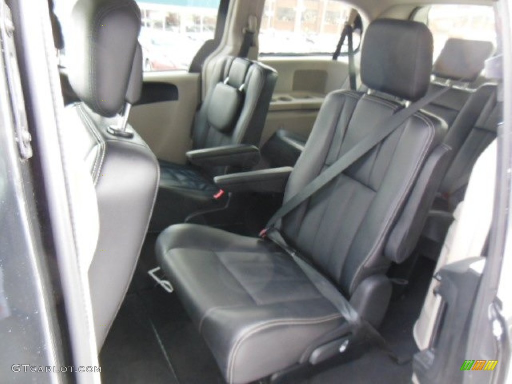 2012 Town & Country Touring - Dark Charcoal Pearl / Black/Light Graystone photo #13