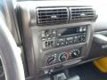 2002 Jeep Wrangler SE 4x4 Controls