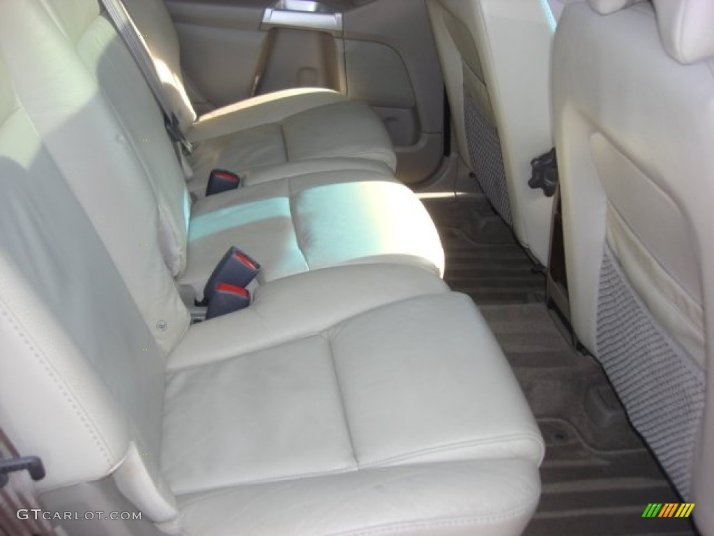 2003 Volvo XC90 T6 AWD Interior Color Photos