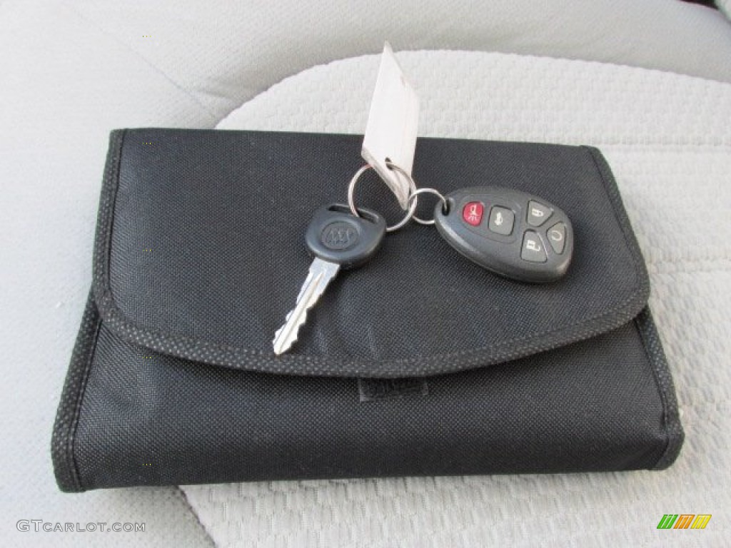 2008 Buick Lucerne CX Keys Photo #76349929