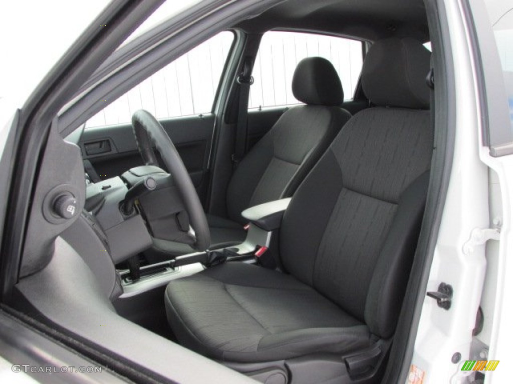 Charcoal Black Interior 2011 Ford Focus SE Sedan Photo #76350181