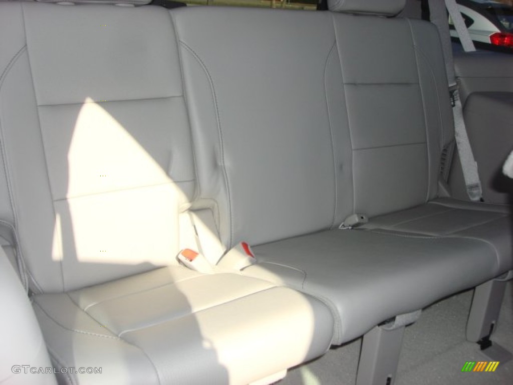 2010 Armada Titanium 4WD - Lakeshore Slate Blue Metallic / Stone photo #15