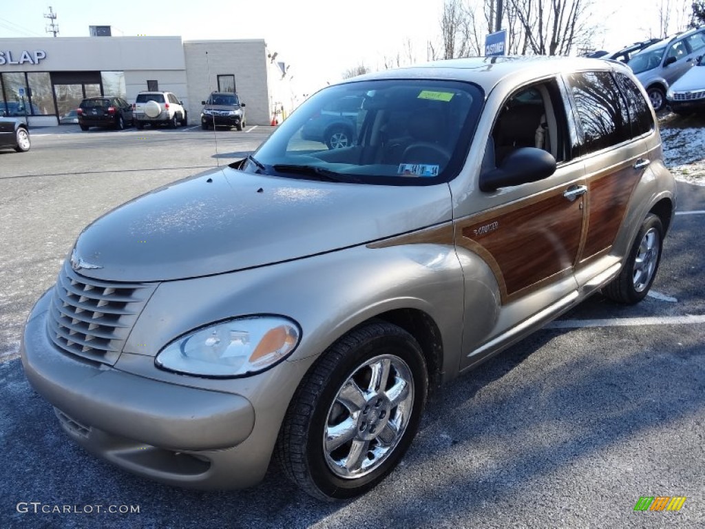 2004 PT Cruiser Limited Turbo - Light Almond Pearl Metallic / Dark Slate Gray photo #2