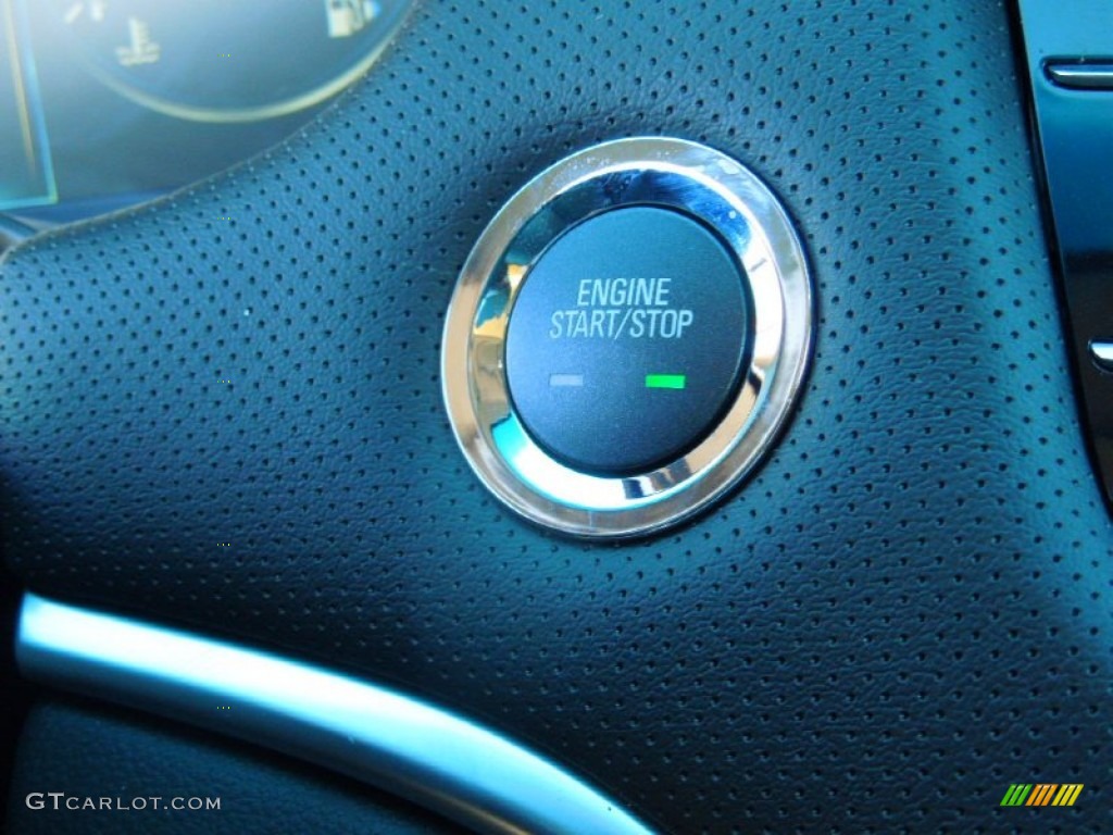 2013 Cadillac XTS Premium FWD Controls Photo #76360138