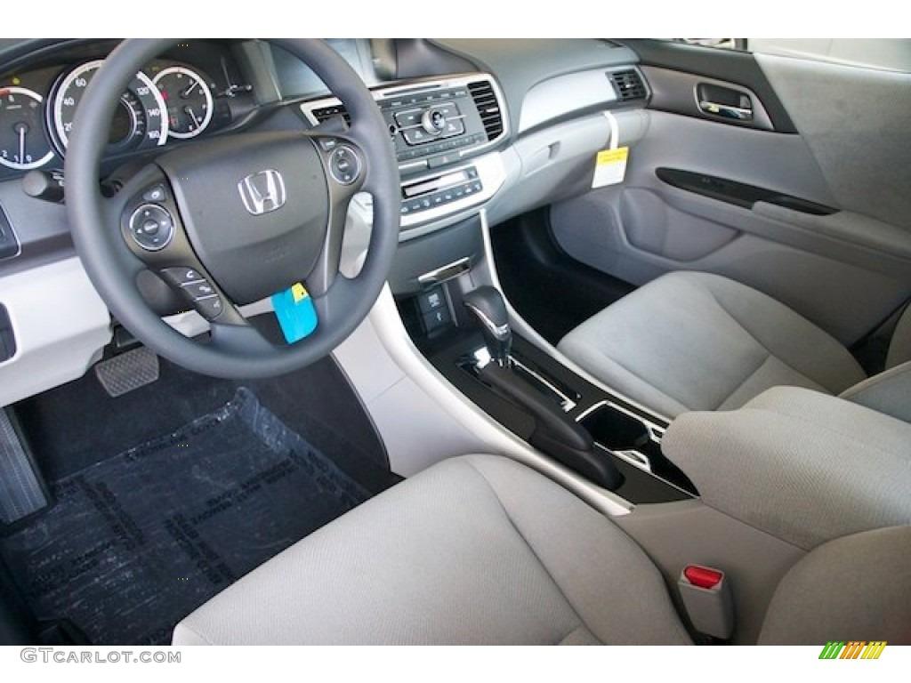 Gray Interior 2013 Honda Accord LX Sedan Photo #76362292