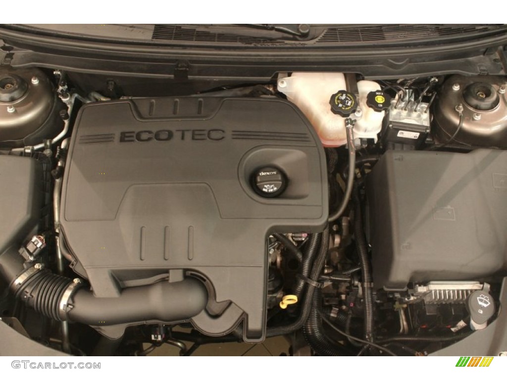 2011 Chevrolet Malibu LTZ Engine Photos