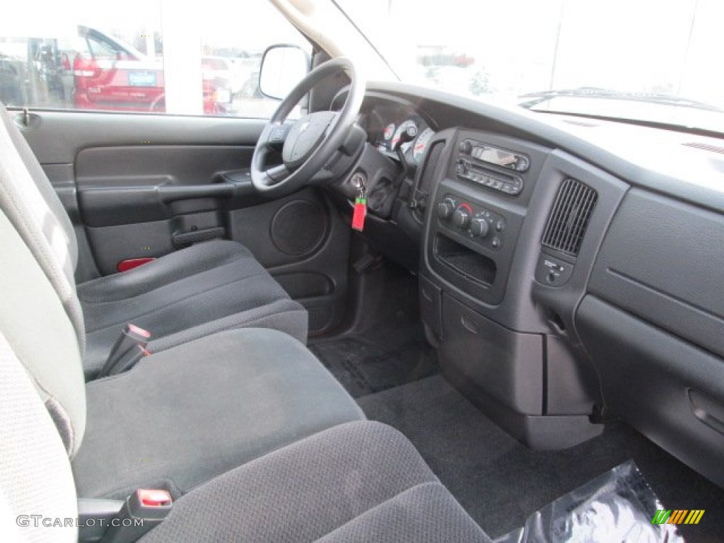 2004 Ram 1500 SLT Regular Cab - Black / Dark Slate Gray photo #26