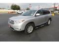 Classic Silver Metallic - Highlander SE Photo No. 3