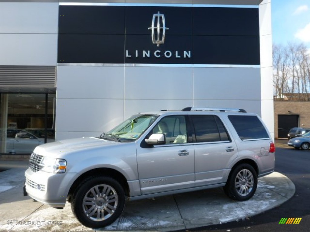 Ingot Silver Metallic Lincoln Navigator