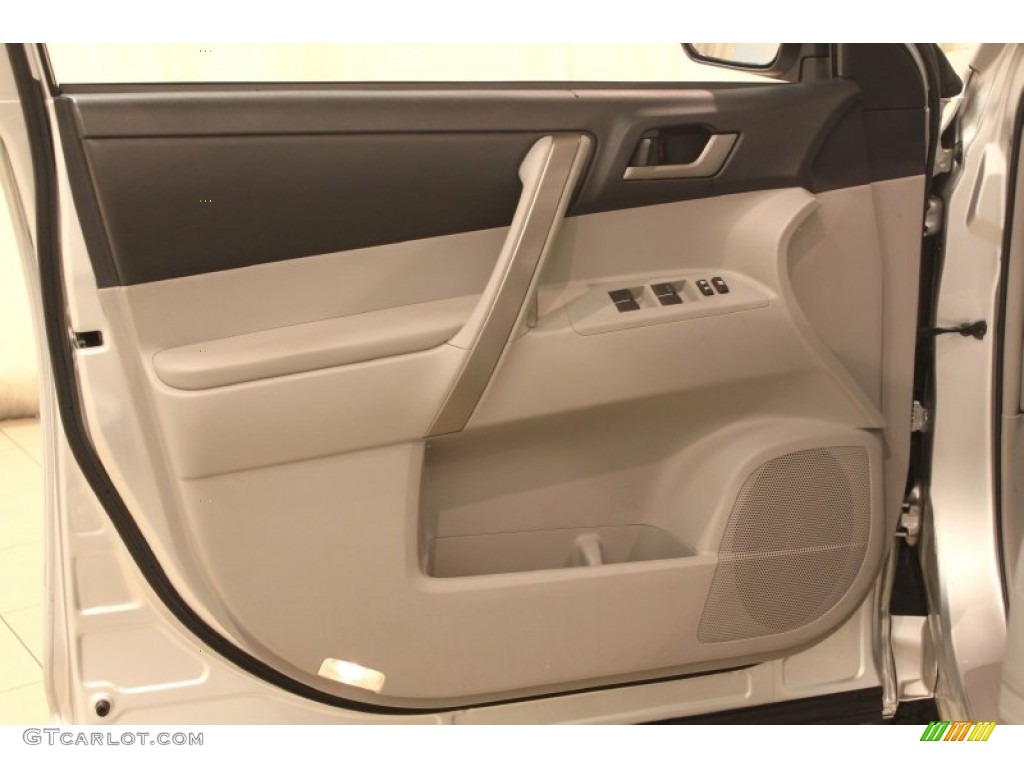 2010 Highlander SE 4WD - Classic Silver Metallic / Ash photo #4