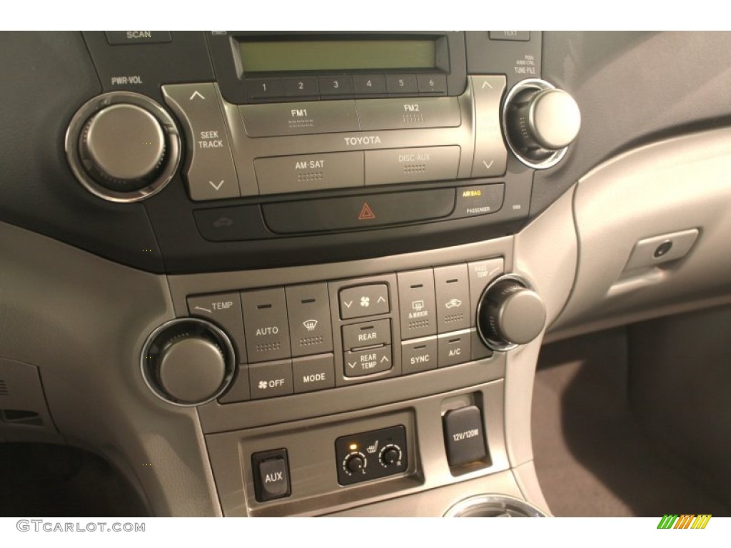 2010 Highlander SE 4WD - Classic Silver Metallic / Ash photo #11