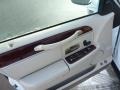 Vibrant White - Town Car Signature Photo No. 19