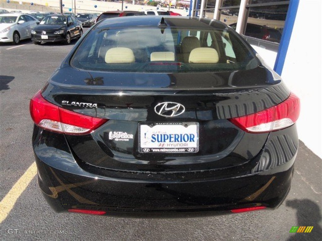 2013 Elantra GLS - Midnight Black / Beige photo #6