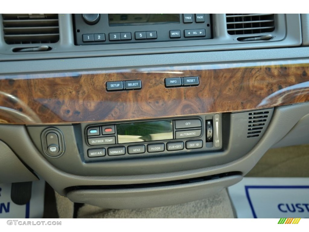 2006 Mercury Grand Marquis LS Controls Photo #76371637