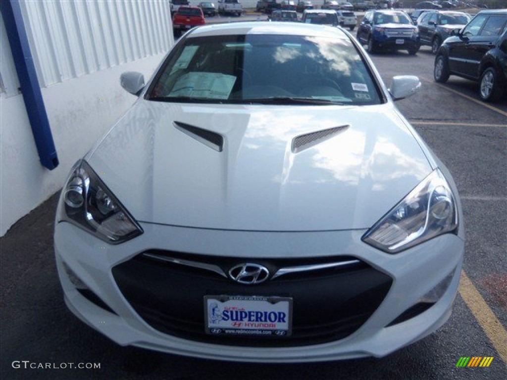 2013 Genesis Coupe 3.8 Track - White Satin Pearl / Black Leather photo #2