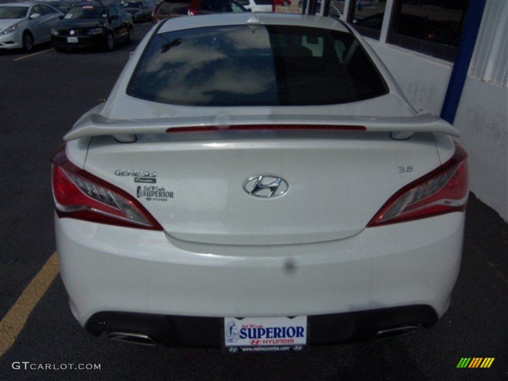 2013 Genesis Coupe 3.8 Track - White Satin Pearl / Black Leather photo #8