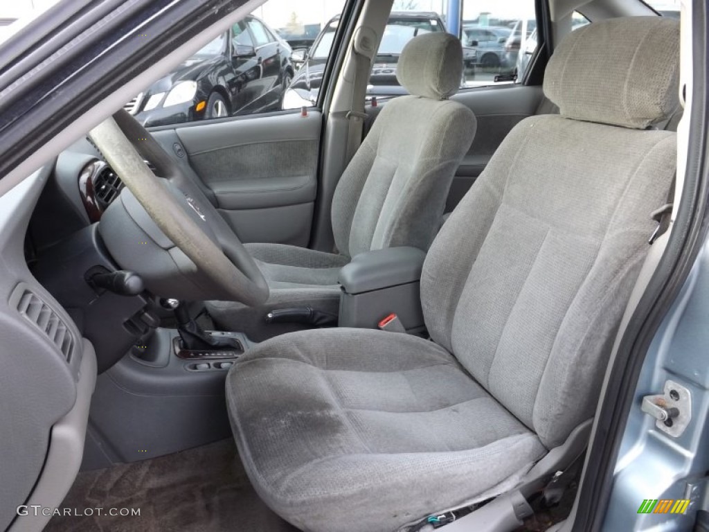 2002 L Series L200 Sedan - Silver Blue / Gray photo #8