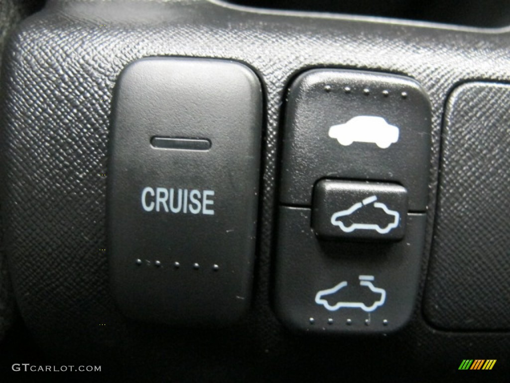 2003 Honda CR-V EX 4WD Controls Photo #76374343