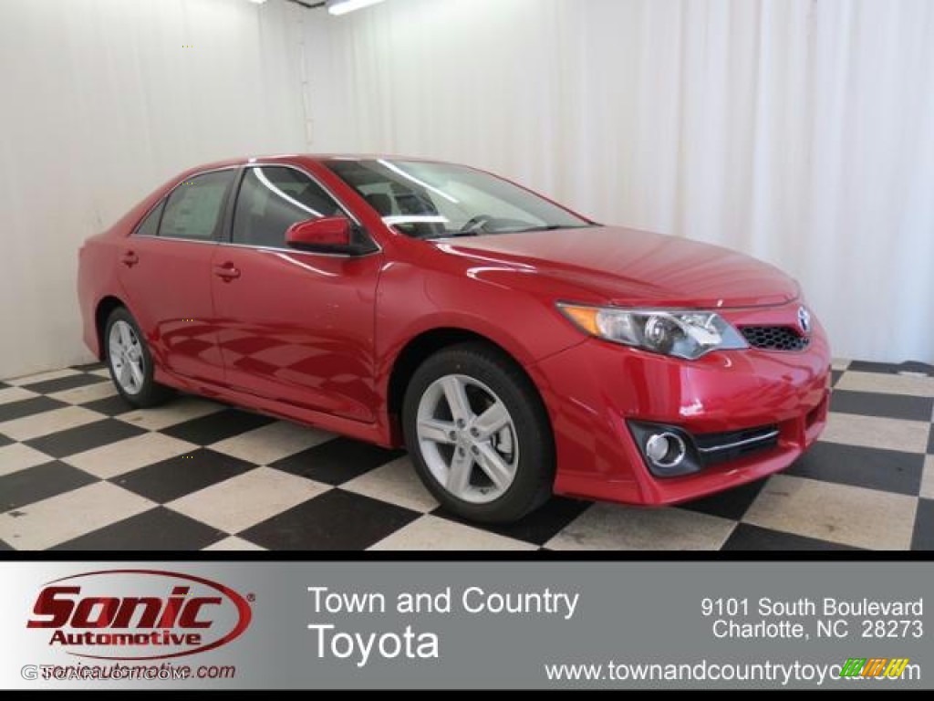 2013 Camry SE - Barcelona Red Metallic / Black photo #1