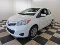 Super White - Yaris L 3 Door Photo No. 3