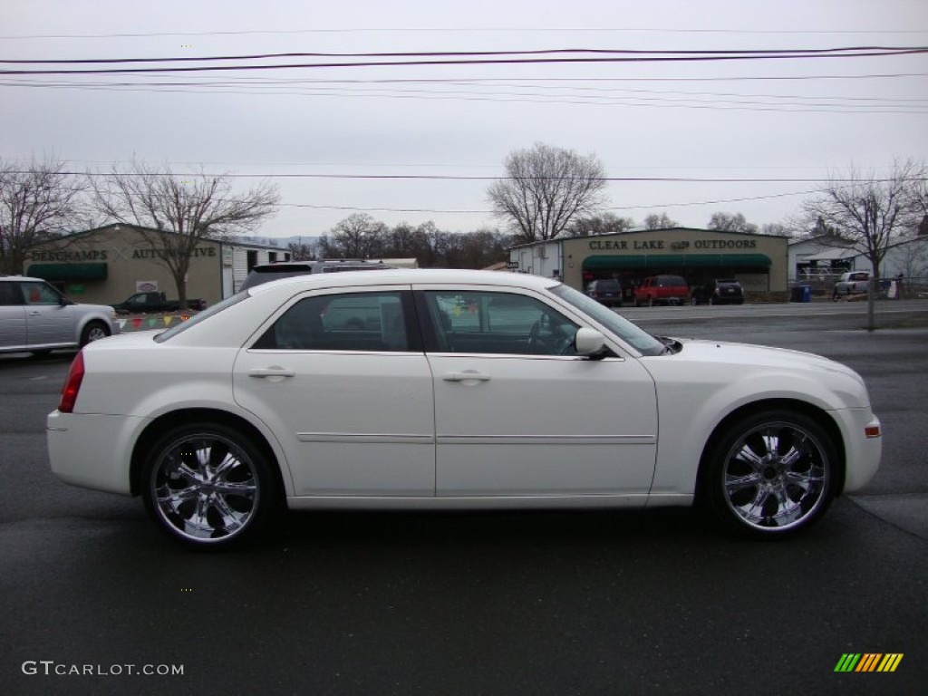 Stone White 2006 Chrysler 300 Touring Exterior Photo #76377352