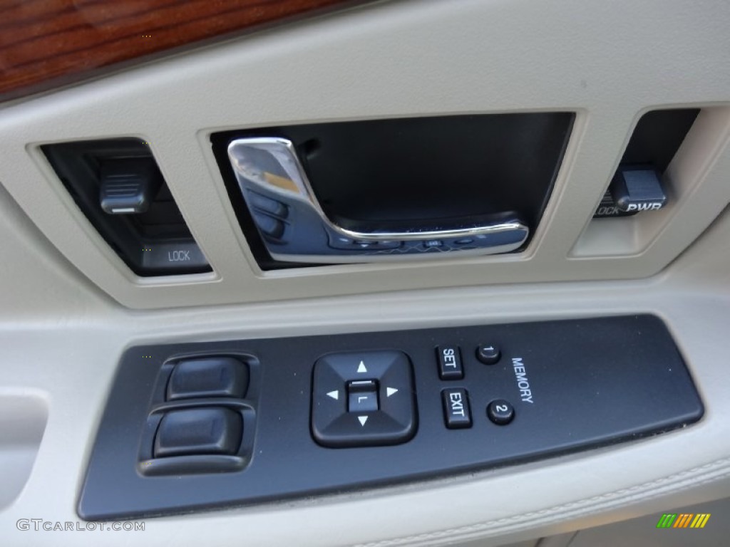 2001 Cadillac Eldorado ESC Controls Photo #76377610