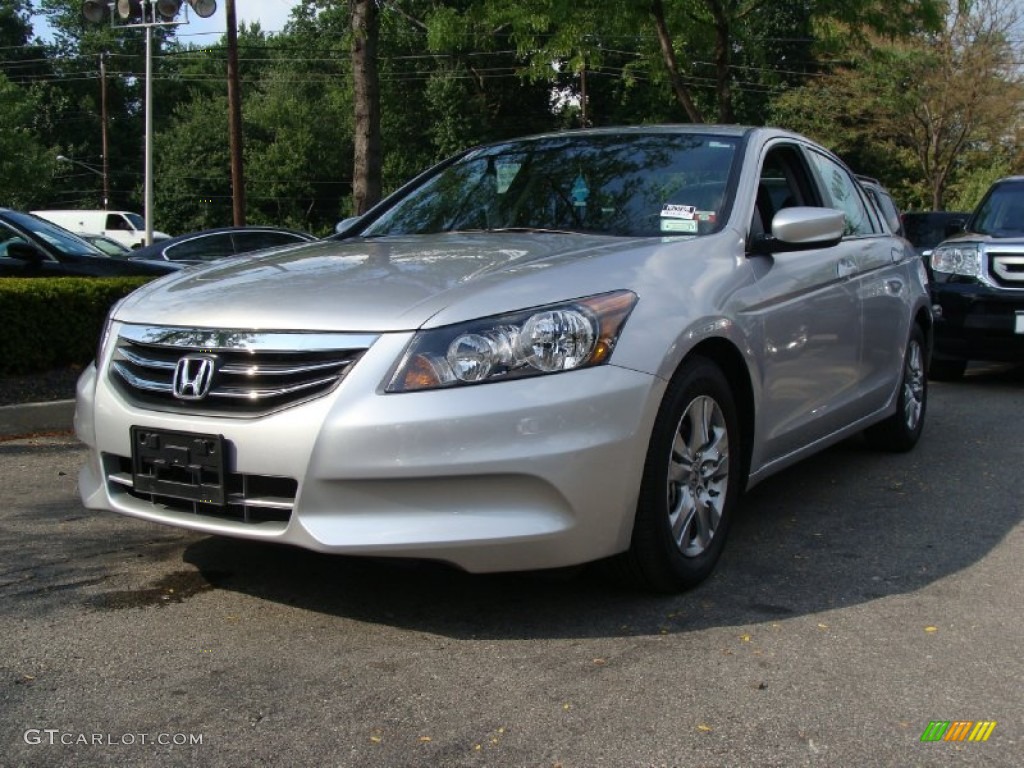 Alabaster Silver Metallic 2011 Honda Accord SE Sedan Exterior Photo #76378204