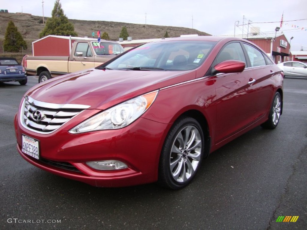 2011 Sonata SE - Venetian Red / Black photo #3