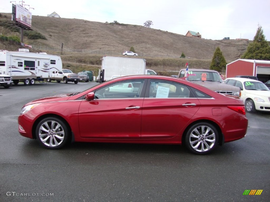 2011 Sonata SE - Venetian Red / Black photo #4
