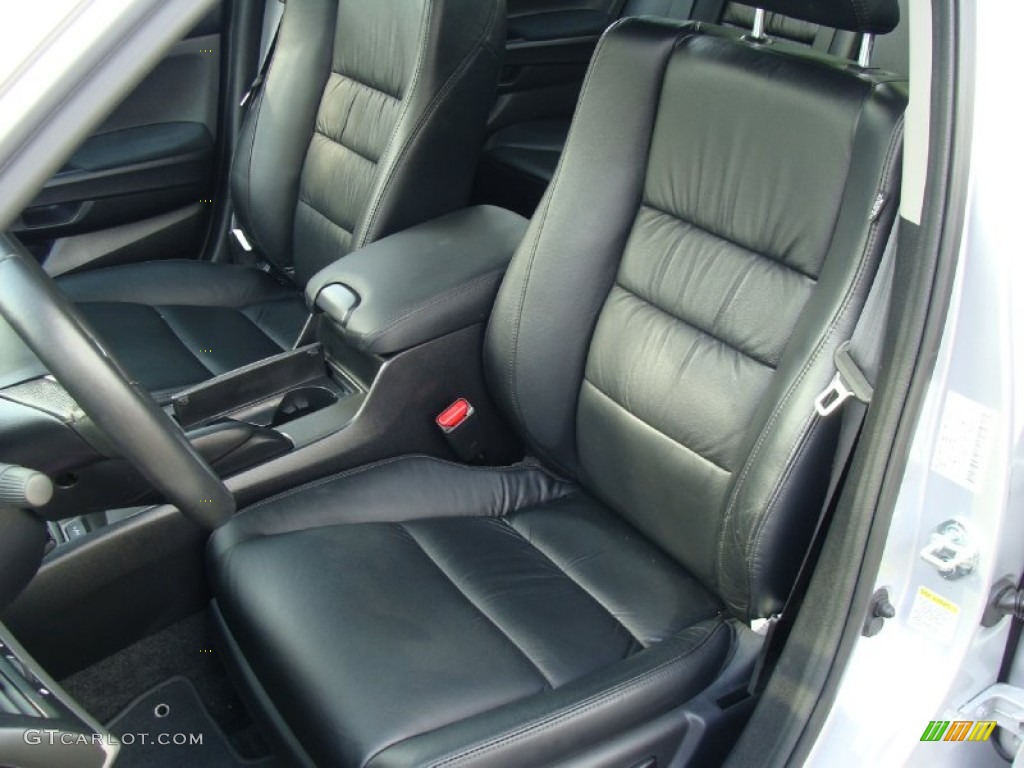 2011 Honda Accord SE Sedan Front Seat Photos