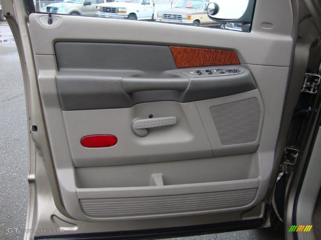 2006 Dodge Ram 1500 SLT Quad Cab 4x4 Khaki Beige Door Panel Photo #76378875