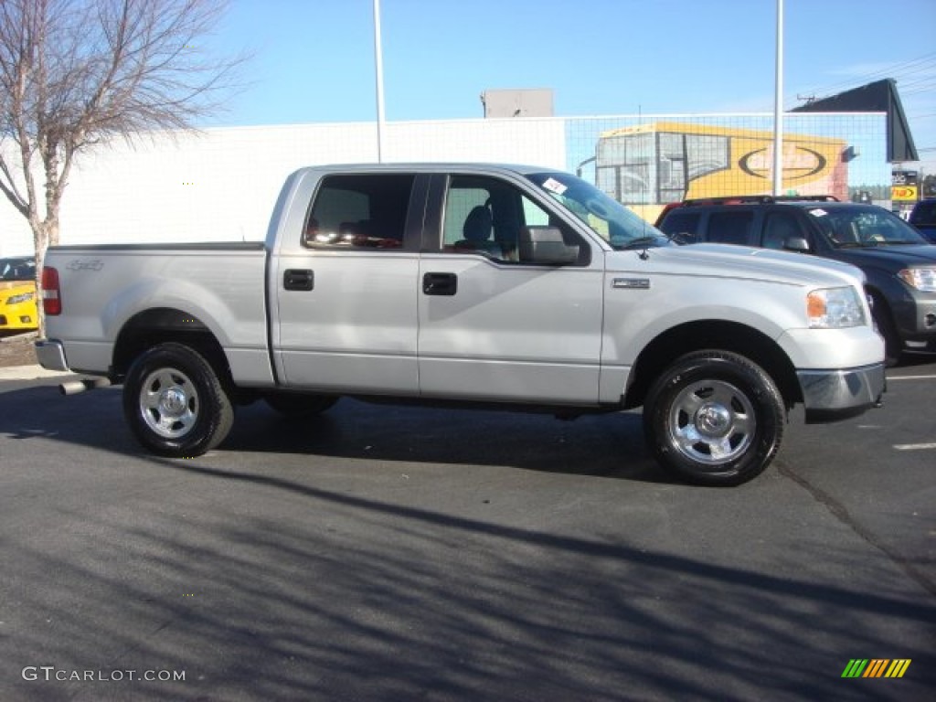 2005 F150 XLT SuperCrew 4x4 - Silver Metallic / Medium Flint/Dark Flint Grey photo #3