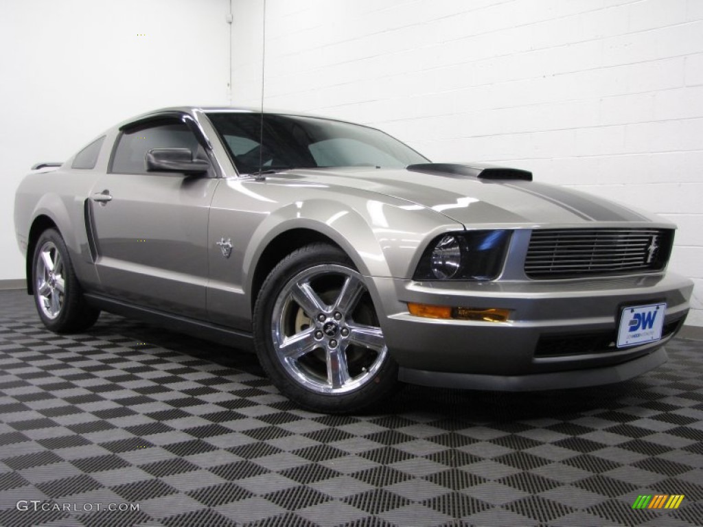 2009 Mustang V6 Coupe - Vapor Silver Metallic / Dark Charcoal photo #1