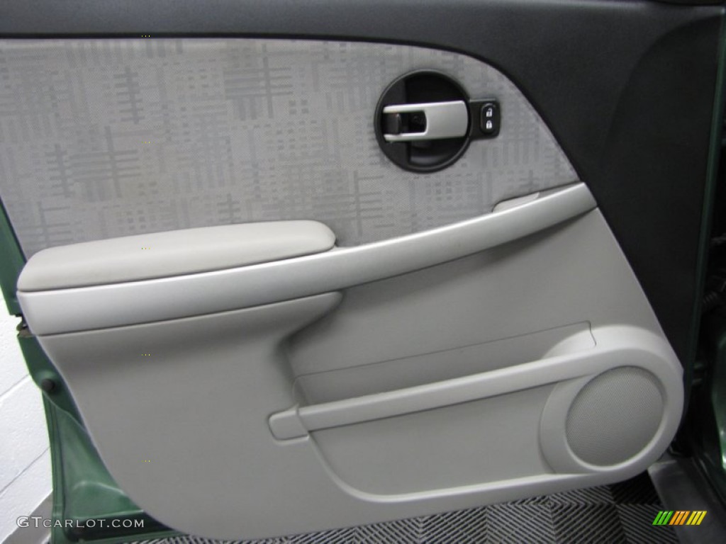 2005 Equinox LS AWD - Meander Green Metallic / Light Gray photo #11