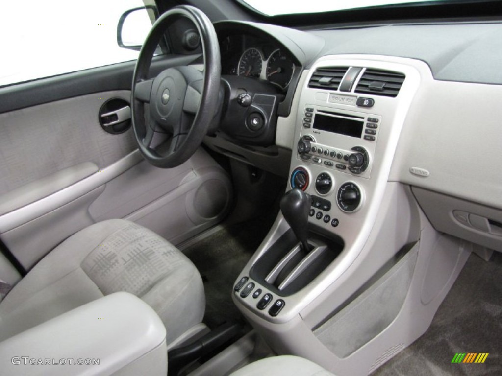 2005 Equinox LS AWD - Meander Green Metallic / Light Gray photo #21