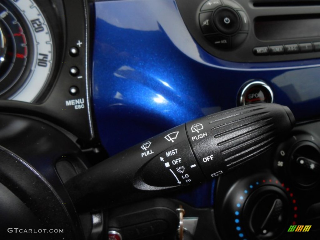 2012 Fiat 500 Pop Controls Photo #76383169