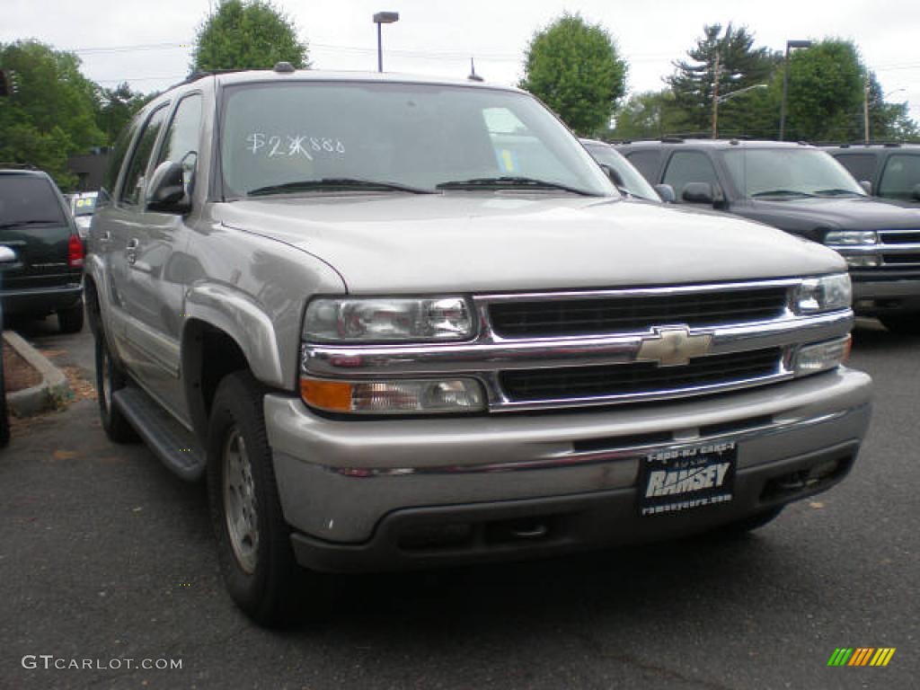 2004 Tahoe LS 4x4 - Silver Birch Metallic / Gray/Dark Charcoal photo #2