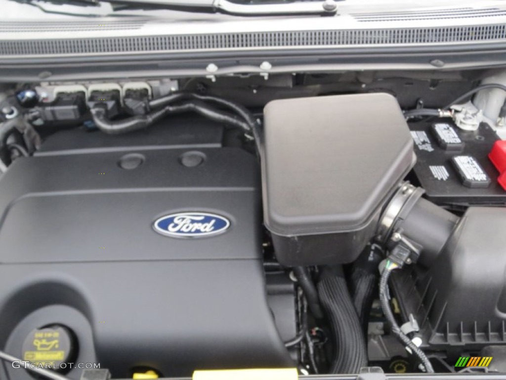 2013 Ford Edge SE Engine Photos