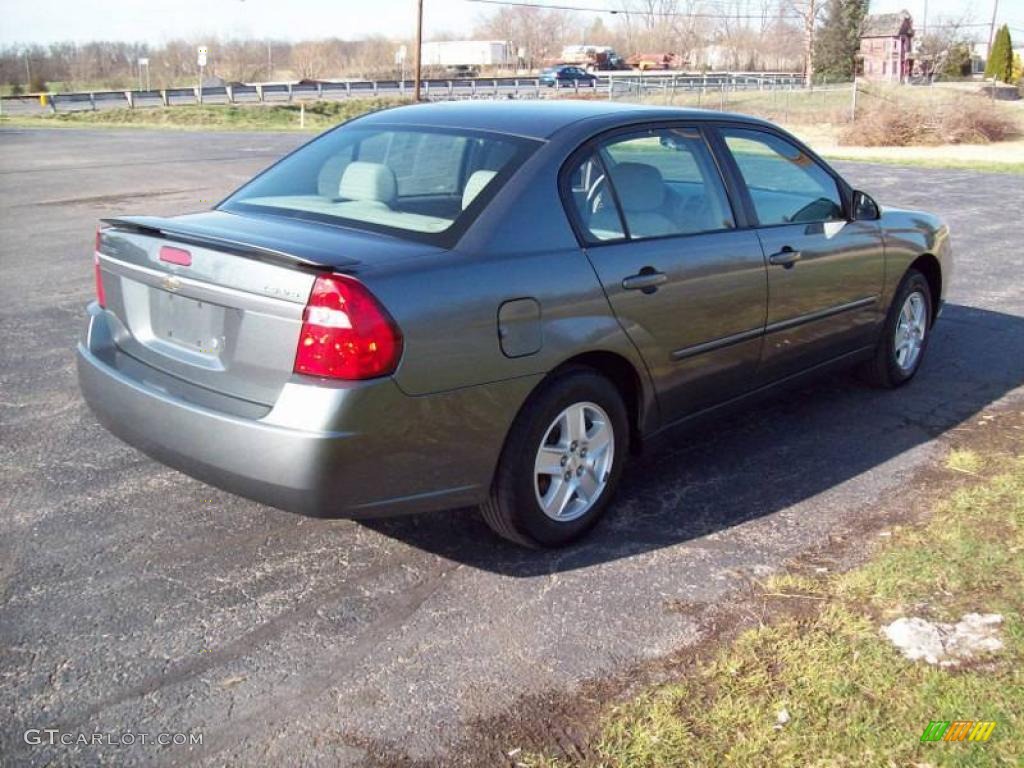 2005 Malibu LS V6 Sedan - Medium Gray Metallic / Gray photo #3